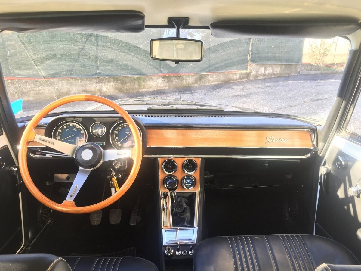 1979 Alfa Romeo Giulia Nuova Super 1600 Immaculate Interior, Rebuilt Carbs - photo 11