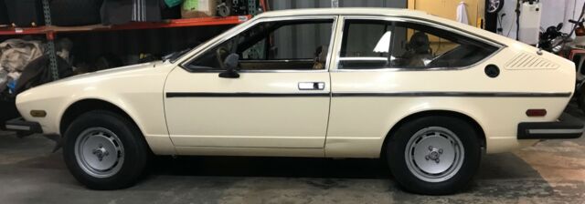 1979 Alfa Romeo GTV - photo 12