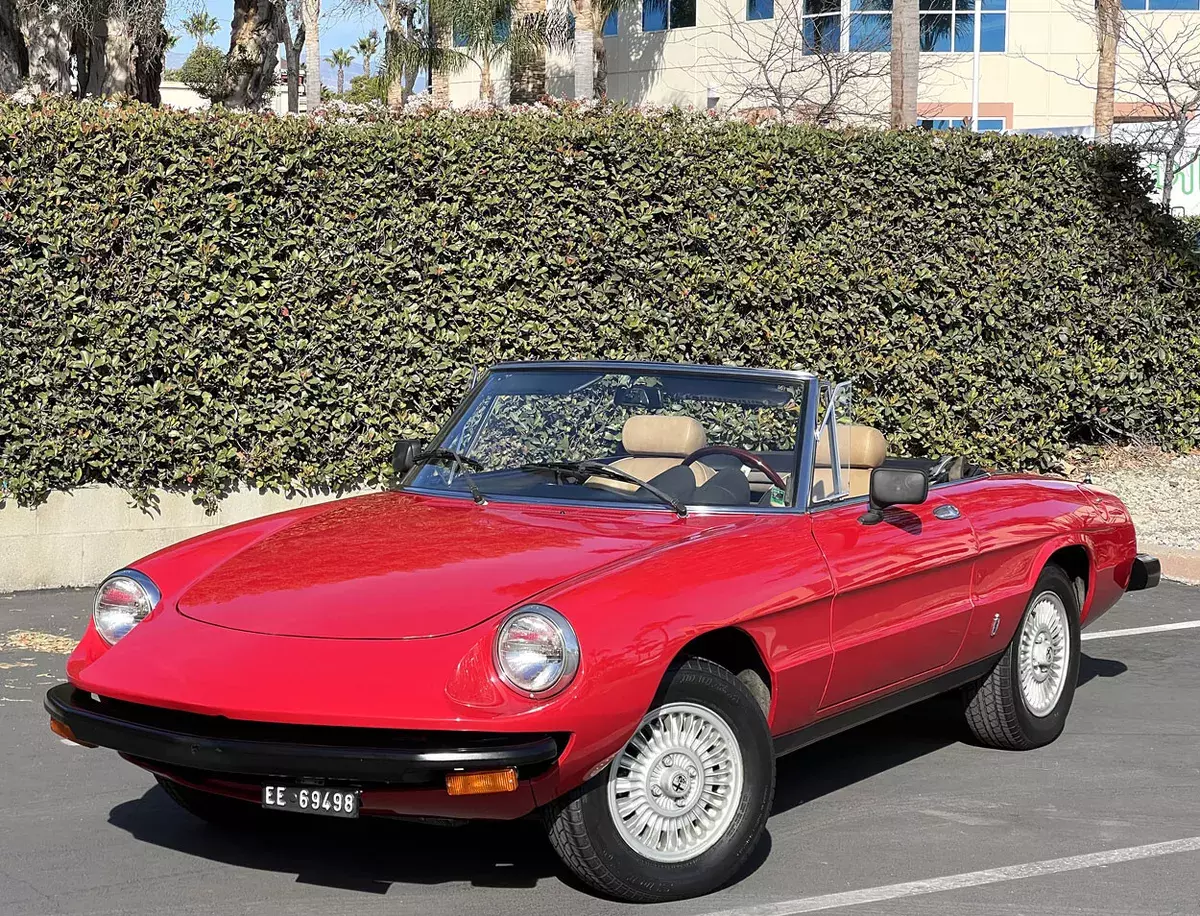 1979 Alfa Romeo Spider 2000 Iniezione 1979 Alfa Romeo Spider