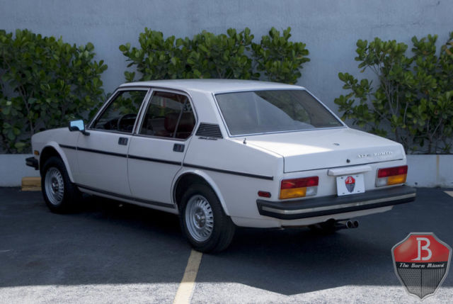 1979 Alfa Romeo Sport Sedan Alfetta - photo 4