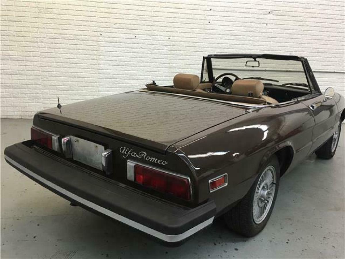 1979 Alfa Romeo Spider 44,000 miles Original - photo 3
