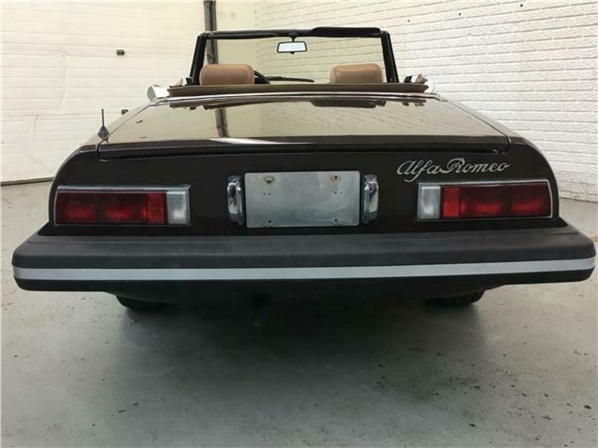 1979 Alfa Romeo Spider 44,000 miles Original - photo 4