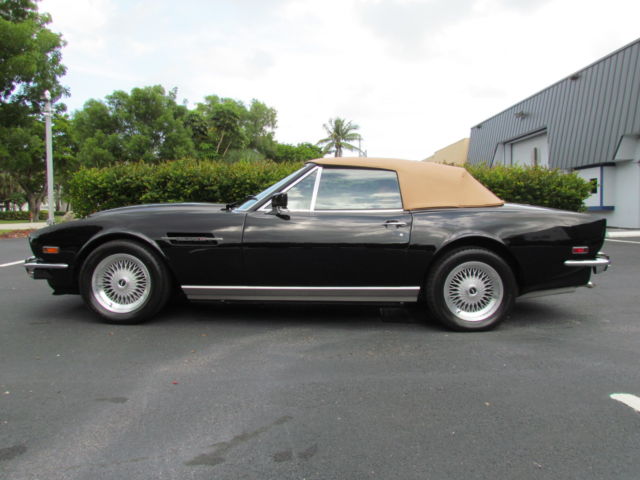 1979 Aston Martin V8 Volante Low Milage, Converted to POW SPECS - photo 2