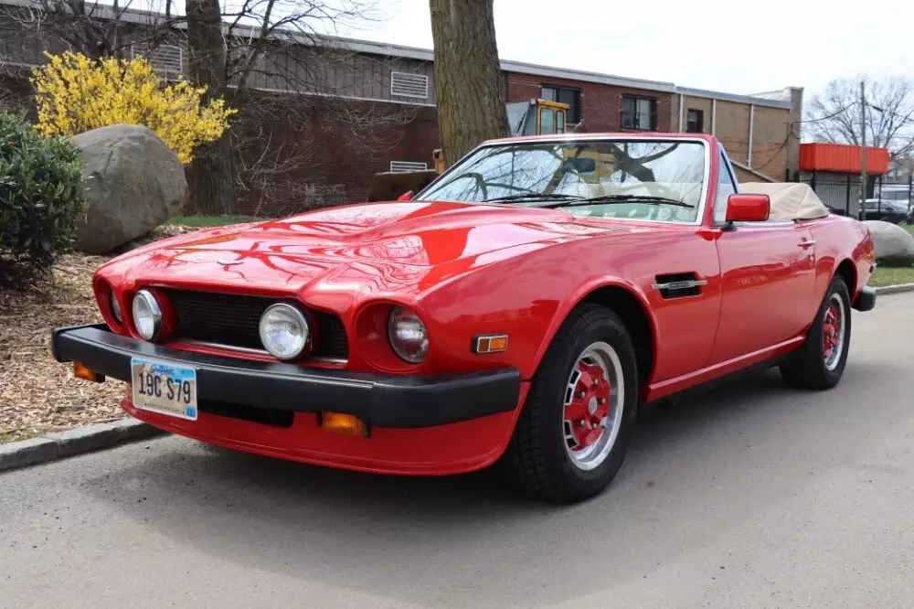 1979 Aston Martin V8 Volante for sale! 1979 Aston Martin V8 Volante