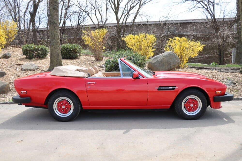 1979 Aston Martin V8 Volante - photo 3