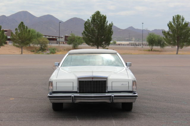 1979 Lincoln Continental Mark V Bill Blass Edition - photo 3