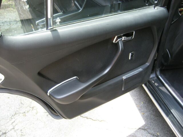 1979 Mercedes-Benz 400-Series - photo 12