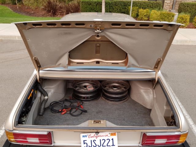 1979 BMW 5-Series 528i Sedan 4-Door --- NO RESERVE --- - photo 12