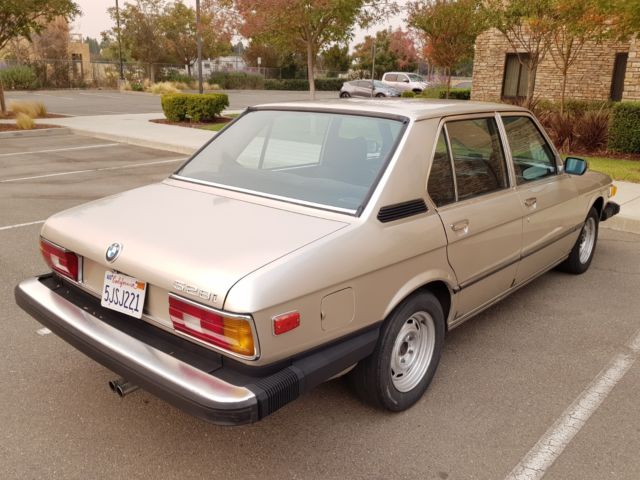 1979 BMW 5-Series 528i Sedan 4-Door --- NO RESERVE --- - photo 2