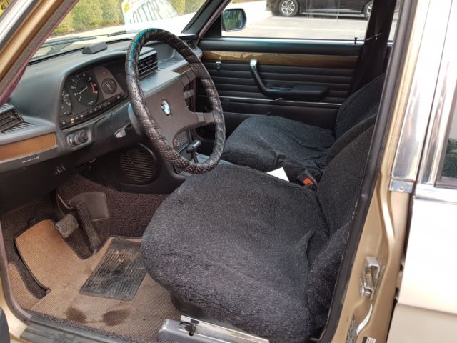 1979 BMW 5-Series 528i Sedan 4-Door --- NO RESERVE --- - photo 3