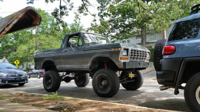 1979 Bronco Custom 351M 4spd trac-loc rear end 1979 Ford Bronco Custom