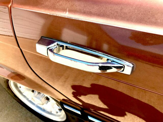 1979 Mercedes-Benz 400-Series SEL 6.9 V8 - photo 11
