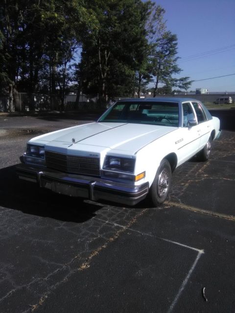 1979 Buick LeSabre Limited - photo 2