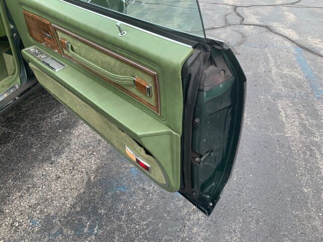 1979 Buick Riviera cloth - photo 2