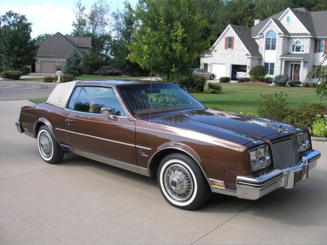 1979 Buick Riviera - photo 2