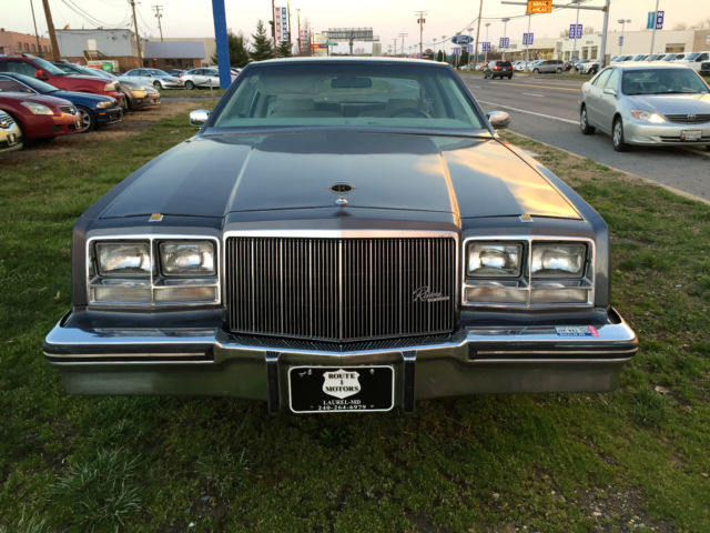 1979 Buick Riviera 2 Doors Coupe - photo 2