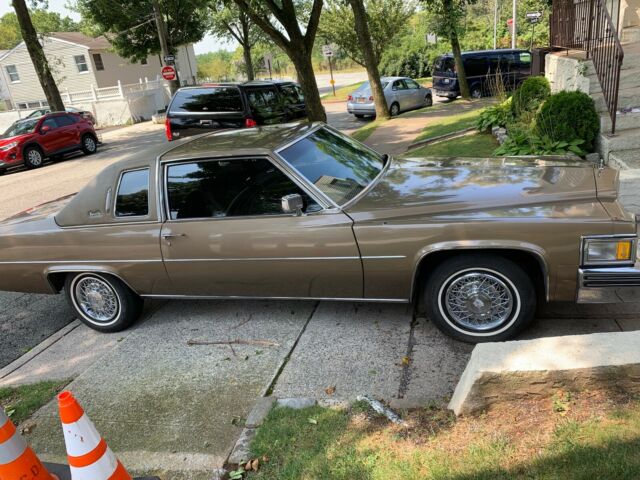 1979 Cadillac DeVille - photo 12