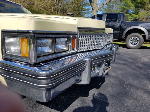 1979 Cadillac DeVille - photo 2