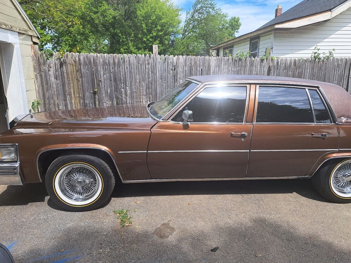 1979 Cadillac DeVille - photo 2
