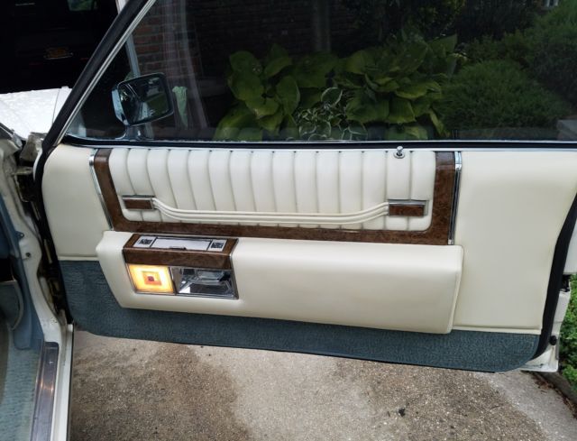 1979 Cadillac DeVille Phaeton - photo 12