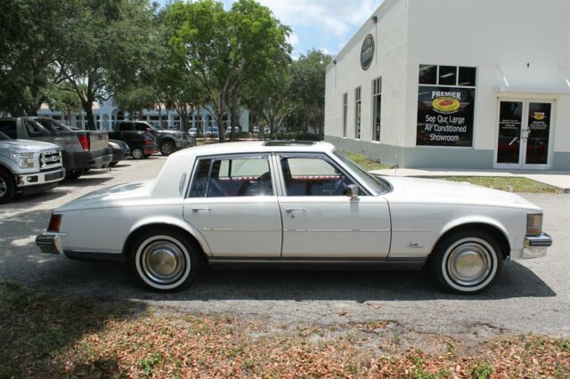 1979 Cadillac Seville 72,000 miles Astro Roof $1600 Option CB Radio - photo 10