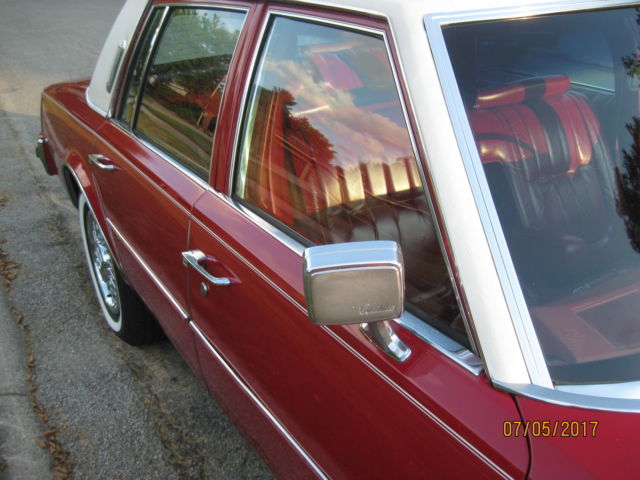 1979 Cadillac Seville bright red leather - photo 10