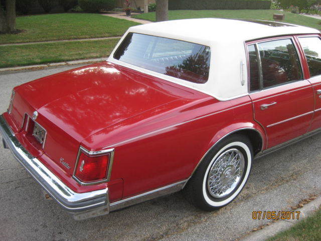 1979 Cadillac Seville bright red leather - photo 13