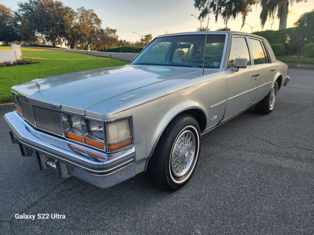 1979 Cadillac Seville Sedan Grey RWD Automatic 6s69b99456155 1979 Cadillac Seville 6s69b99456155