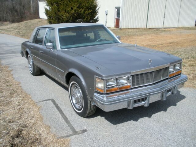 1979 Cadillac Seville - photo 2
