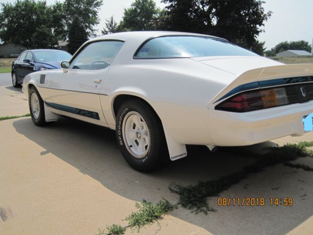 1979 Chevrolet Camaro Z28 - photo 3