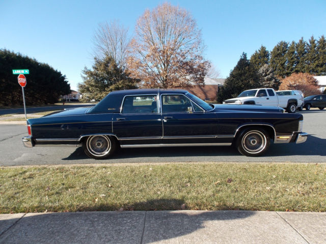 1979 Lincoln Continental - photo 2