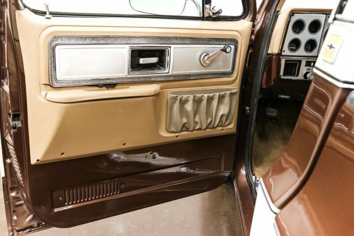 1979 Chevrolet C-10 Big 10 Cheyenne - photo 12