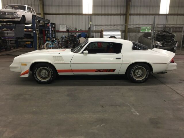 1979 Chevrolet Camaro Z28 - photo 3