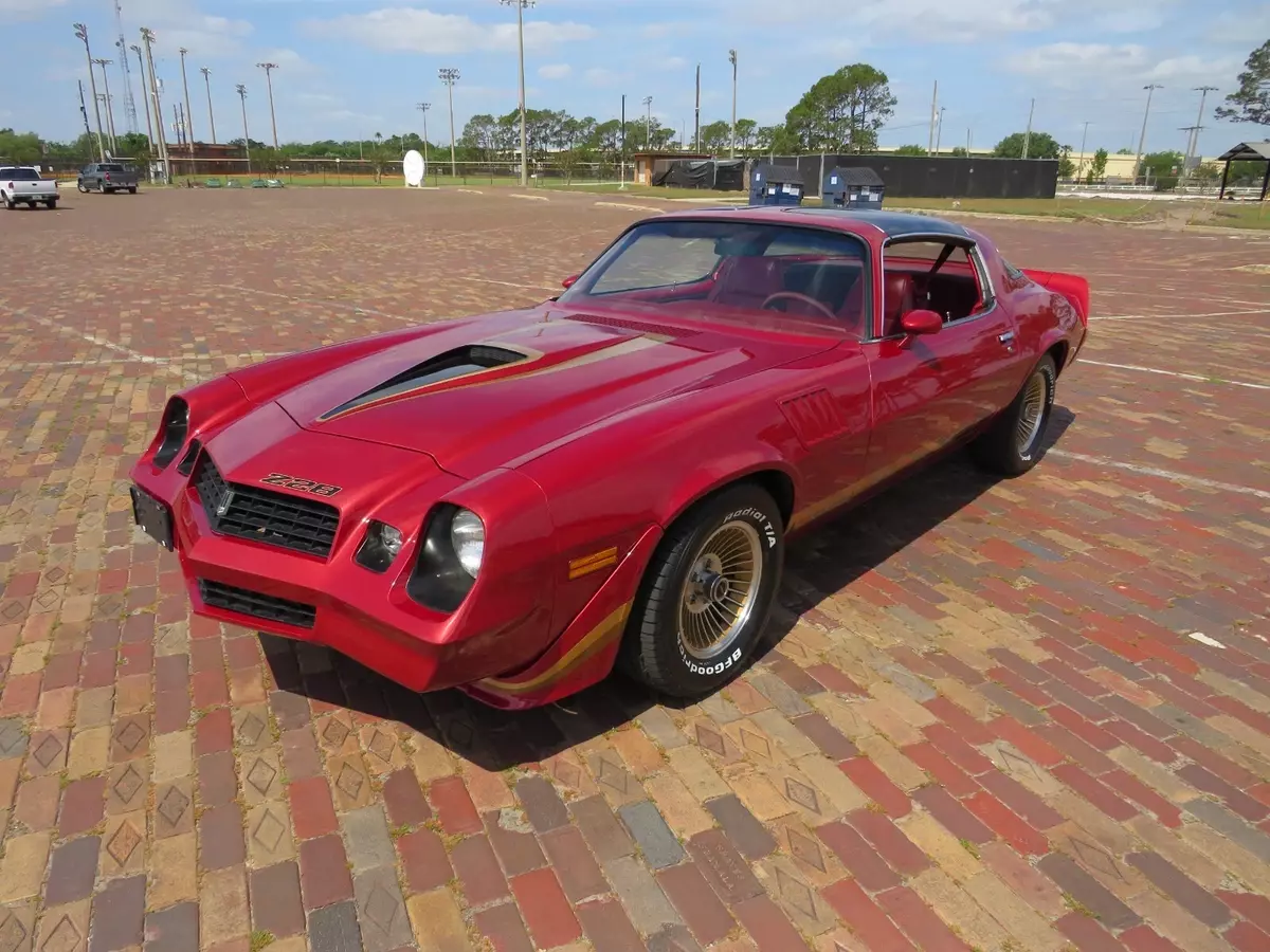 1979 Chevrolet Camaro Z/28 5.7 1979 Chevrolet Camaro