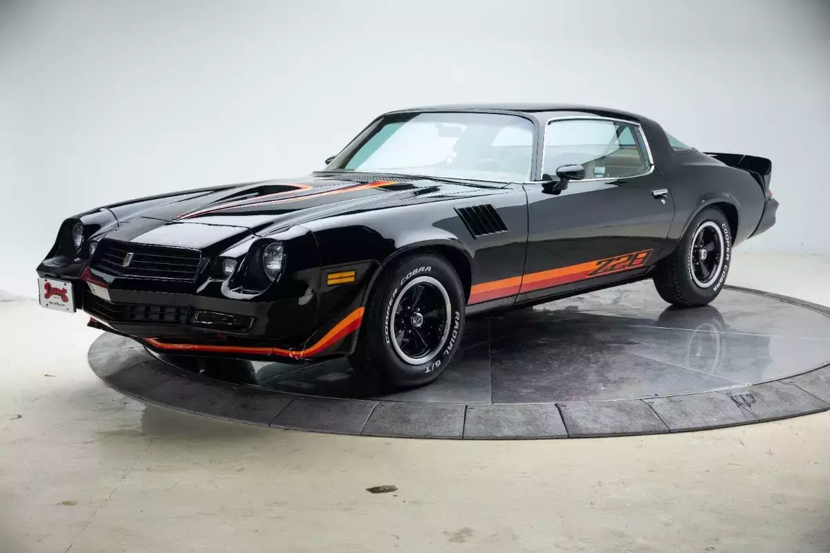 1979 Chevrolet Camaro Z28 V8 5.7L Coupe Black 1979 Chevrolet Camaro Z28