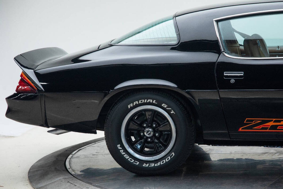 1979 Chevrolet Camaro Z28 - photo 11