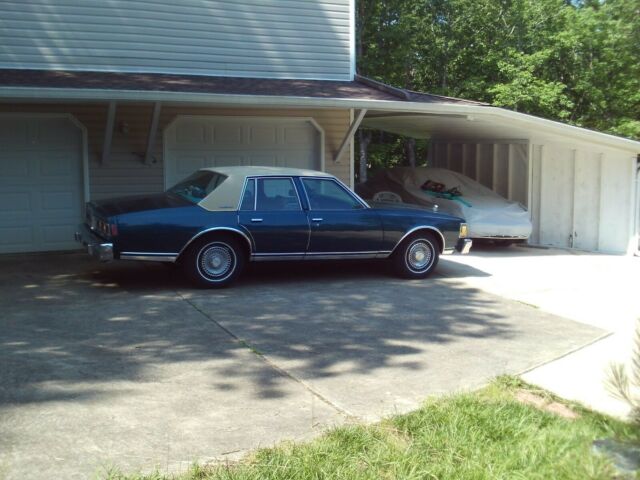 1979 Chevrolet Caprice - photo 2