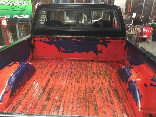 1979 Chevrolet C/K Pickup 1500 Sports Truck 4x4 - photo 9