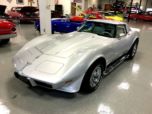 1979 Chevrolet Corvette 5 SPEED WITH AIR CONDITIONING - photo 2