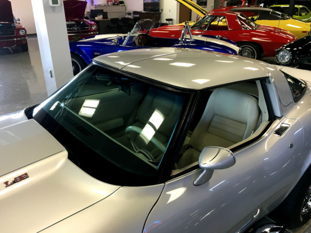 1979 Chevrolet Corvette 5 SPEED WITH AIR CONDITIONING - photo 4