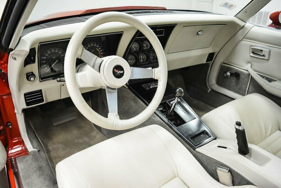 1979 Chevrolet Corvette - photo 13
