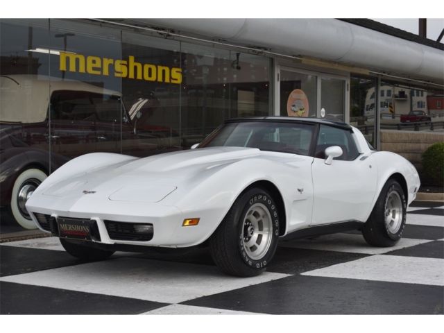1979 Chevrolet Corvette, Automatic, AC, PW, PL, White/Red Leather 42K miles! 1979 Chevrolet Corvette