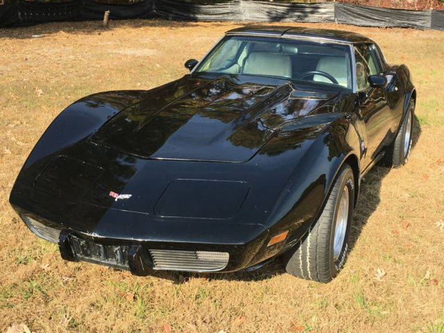 1979 Chevrolet Corvette Base Coupe 2-Door T-Top