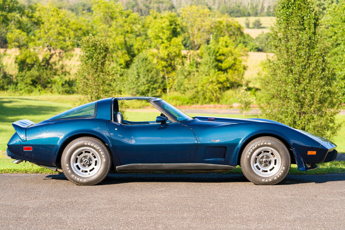 1979 Chevrolet Corvette - photo 2