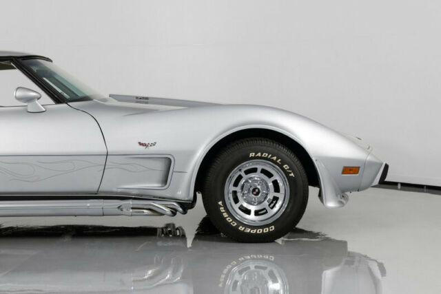 1979 Chevrolet Corvette Custom L-82 - photo 12