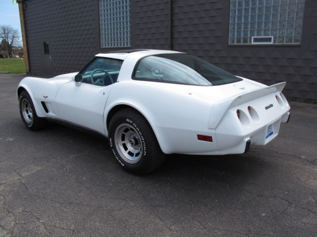 1979 Chevrolet Corvette - photo 2