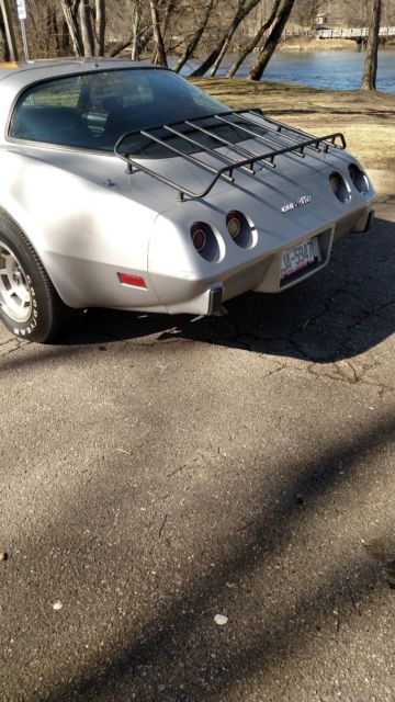 1979 Chevrolet Corvette T-Top convertible - photo 2