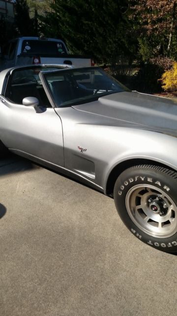 1979 Chevrolet Corvette T-Top convertible - photo 8