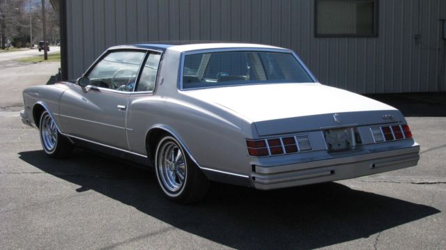 1979 Chevrolet Monte Carlo -- - photo 4