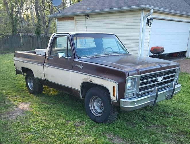 1979 Chevrolet C-10 Silverado SHORT BED V8! - photo 3